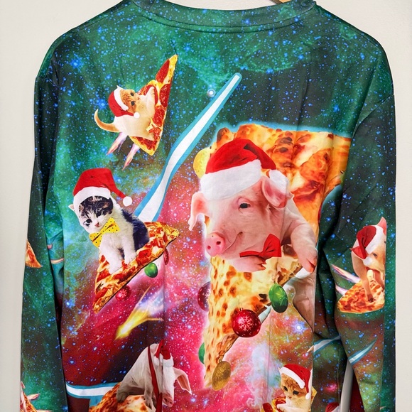 Men's Multicolor Graphic Sweater - Picture 8 of 8